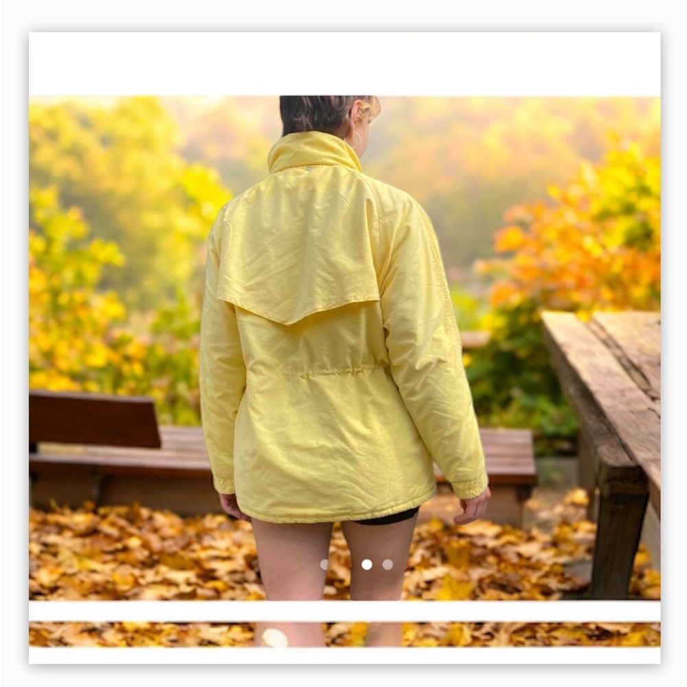 Vintage Far West Embroidered Yellow Fall/Winter Jacket
Funnel neck- -Sz M -EUC☀️ - Picture 3 of 16